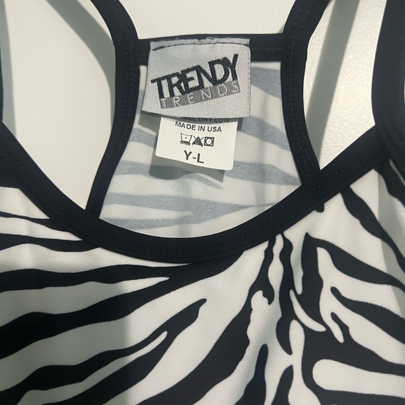 Trendy Trends Bra Top Size large - Picture 3 of 3
